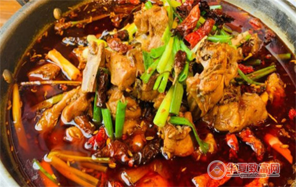 三餐几食鸣烧鸡公加盟